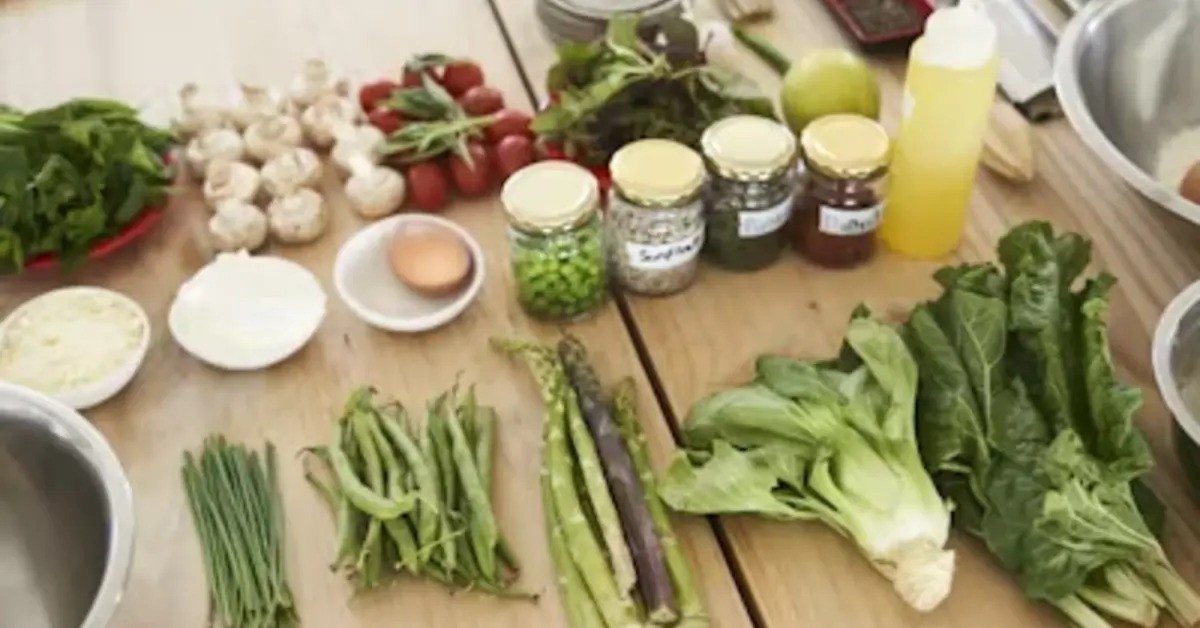 Key Ingredients in Weleda Skin Food Light